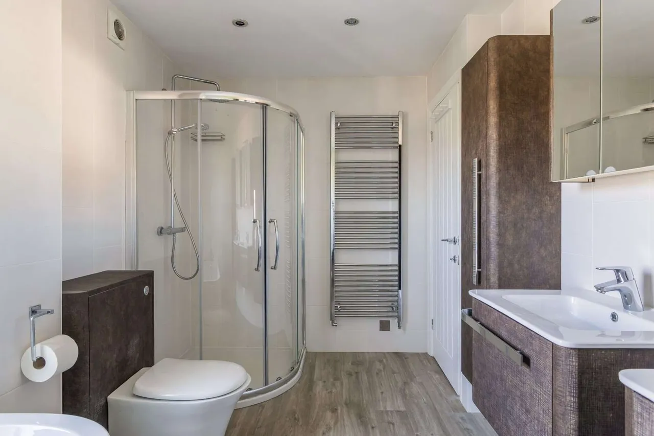 Trafalgar Place, Lymington, Hampshire, SO41 9BN, photo 11