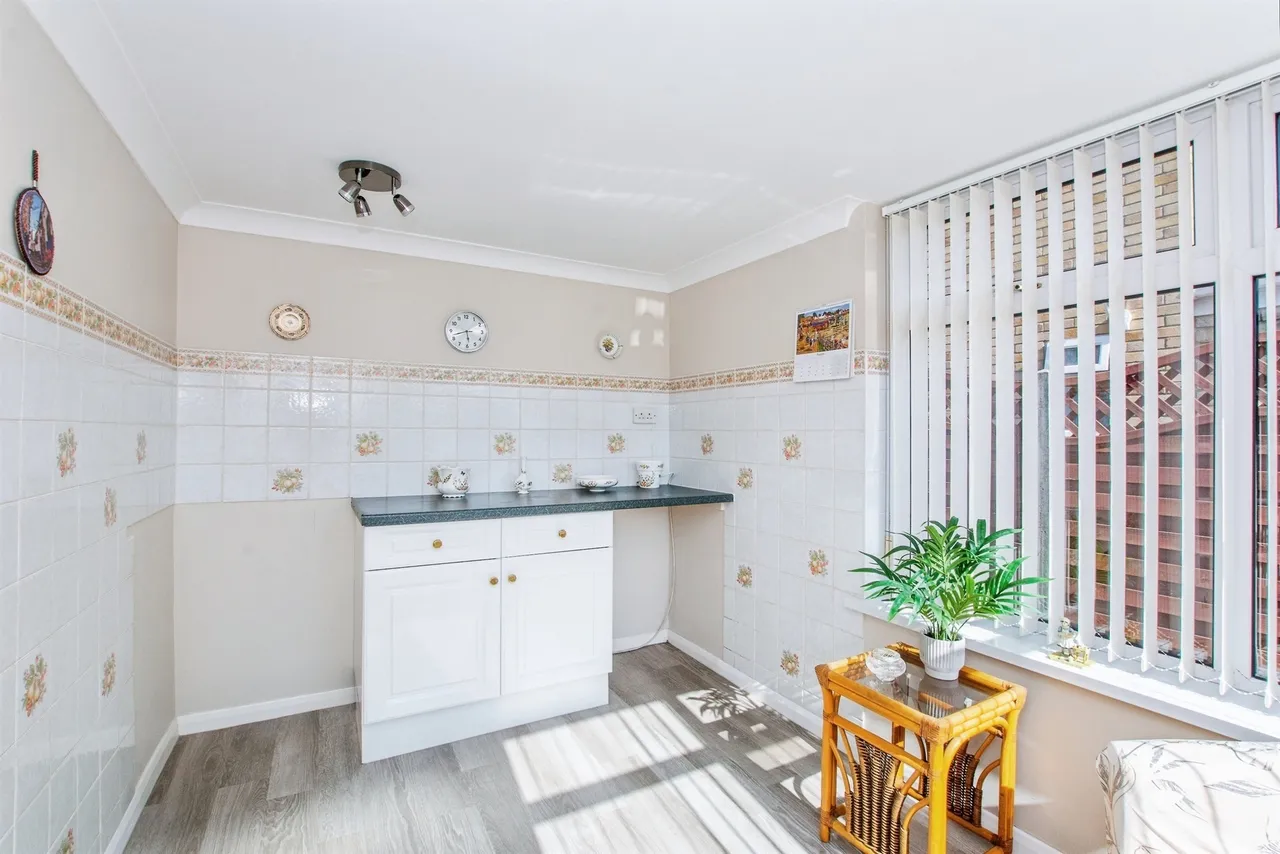 Daniels Gate, Long Sutton, Spalding, photo 8