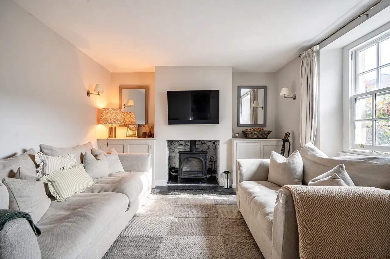 Hay Street, Marshfield, SN14, photo 3