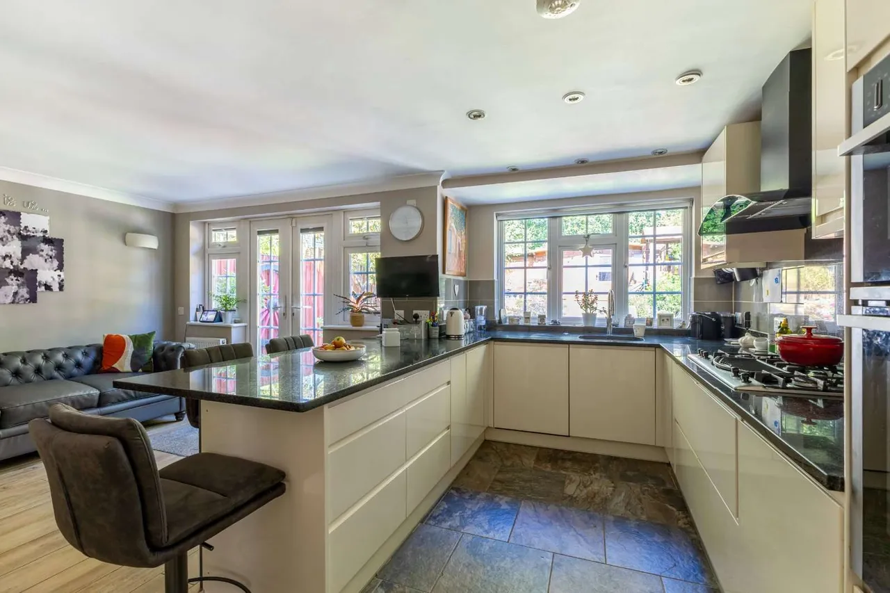 The Cloisters, Rickmansworth, WD3, photo 10