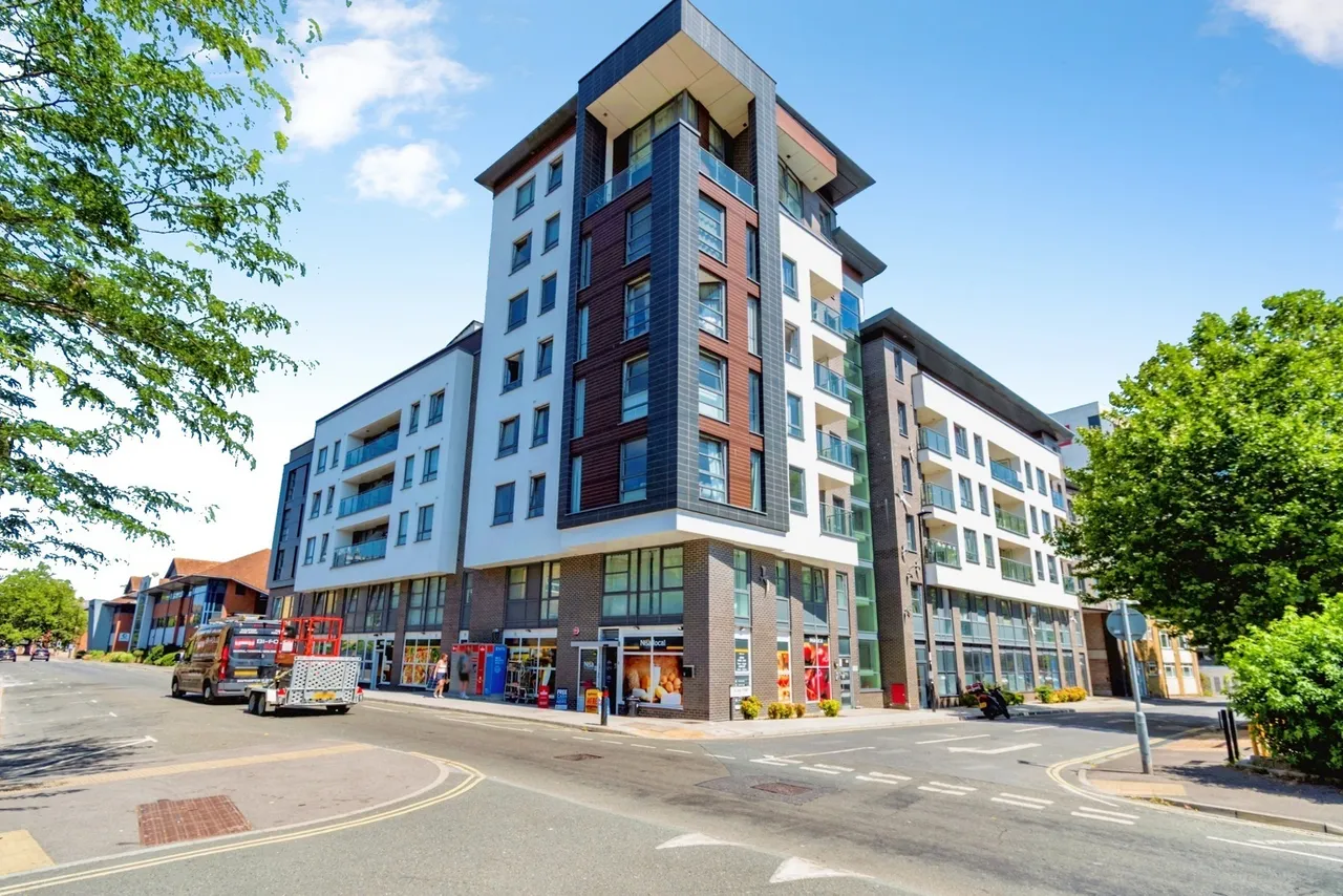 1 bed flat for sale, College Street, Southampton, SO14