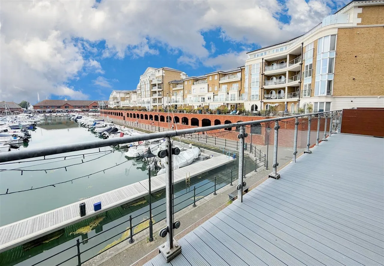 Midway Quay, Eastbourne, BN23 5DB, photo 16