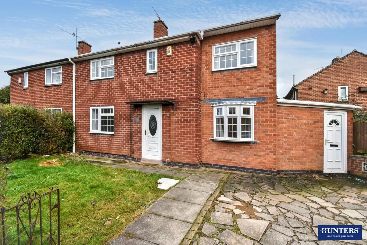 3 bed house for sale — Pen Close, Leicester