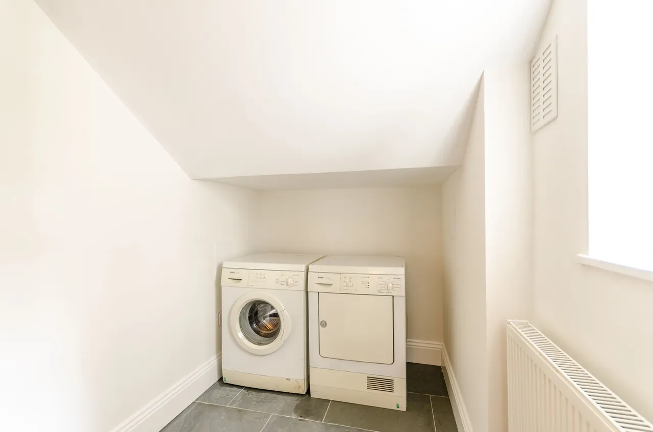 Basement Flat, 125 Grosvenor Avenue, London, photo 3