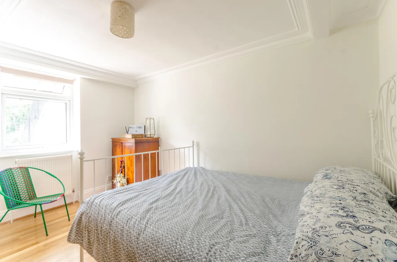 Basement Flat, 125 Grosvenor Avenue, London, photo 9