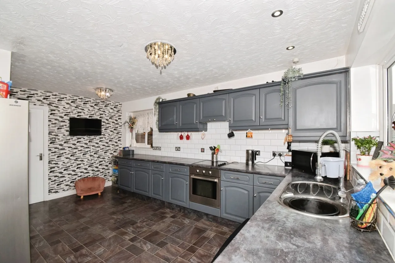 Rowe Leyes Furlong, Leicester, LE7, photo 3