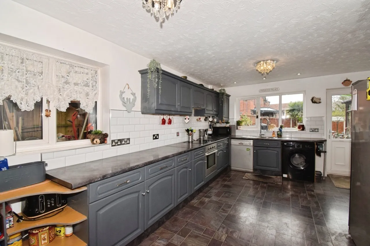Rowe Leyes Furlong, Leicester, LE7, photo 5