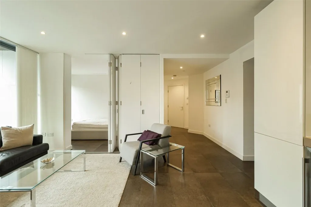 City Road, Old Street, EC1V, photo 8