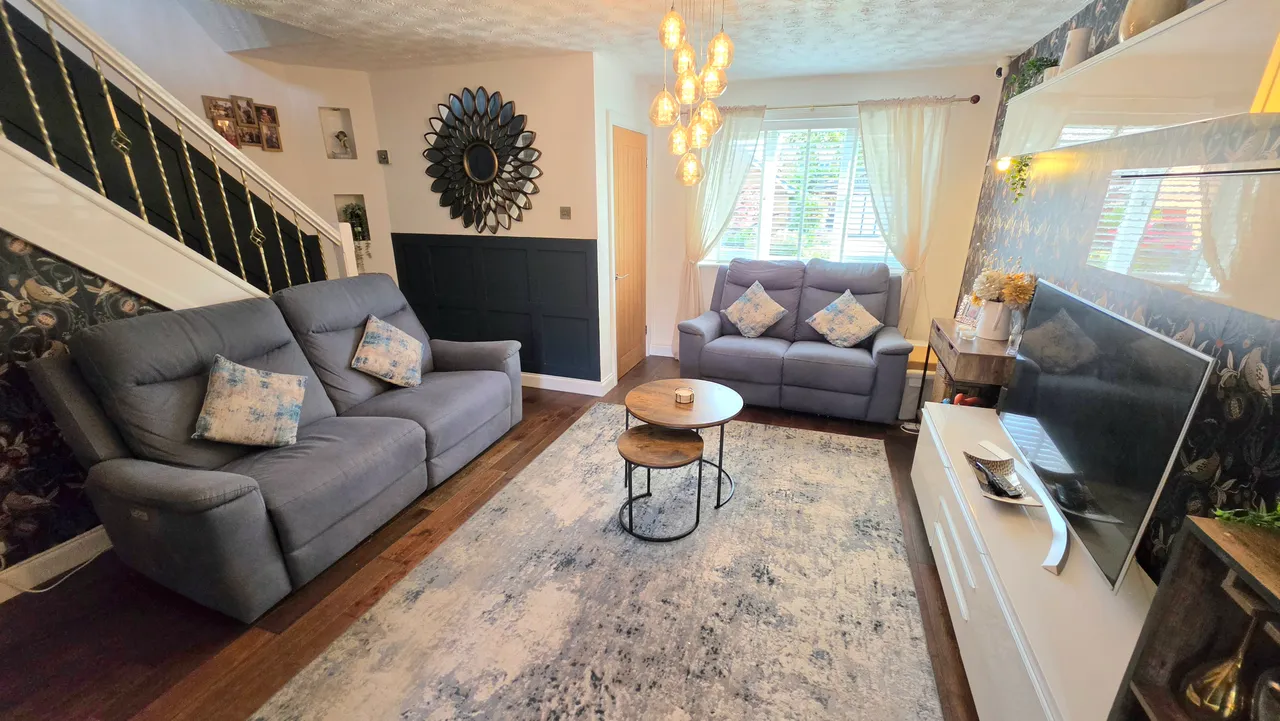 Robins Close, Droylsden, M43, photo 7