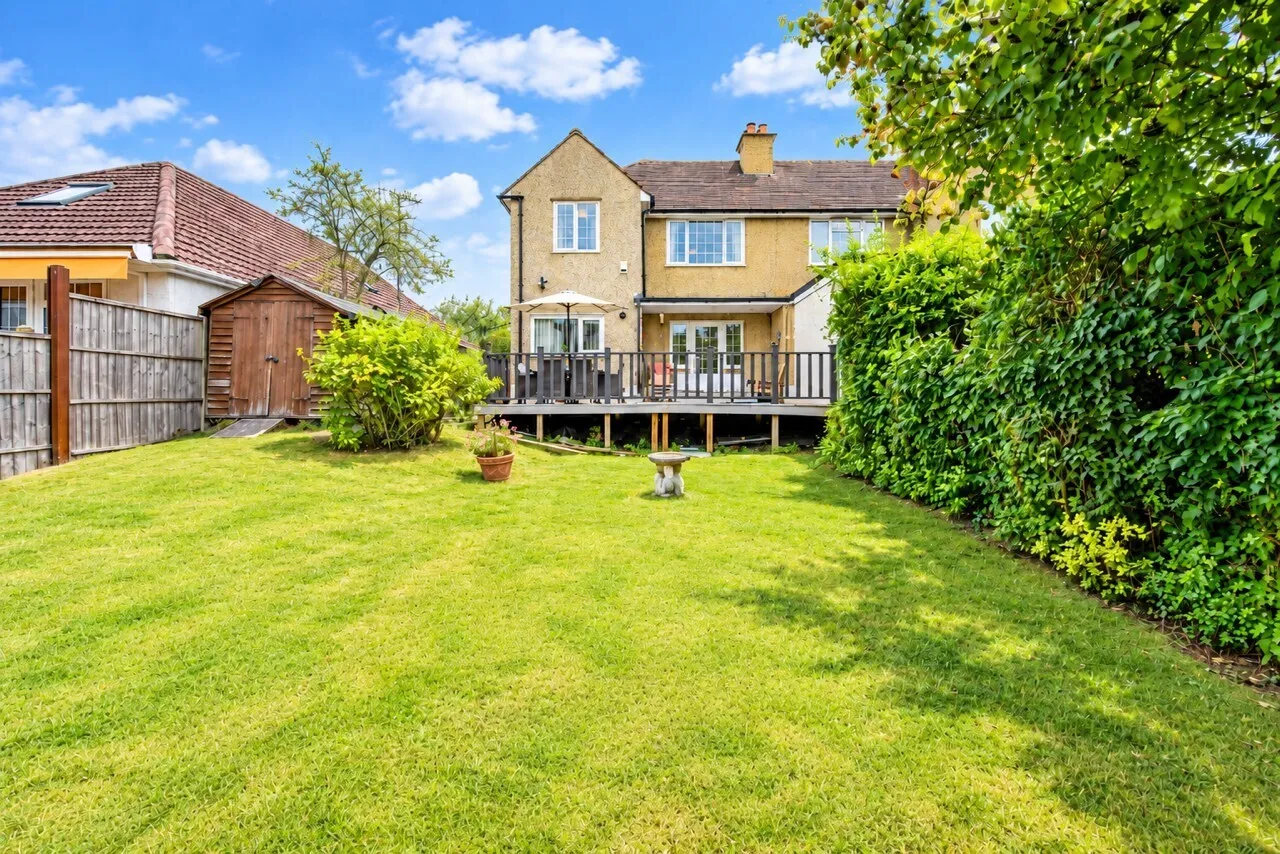 Radlett Road, Frogmore, AL2, photo 22