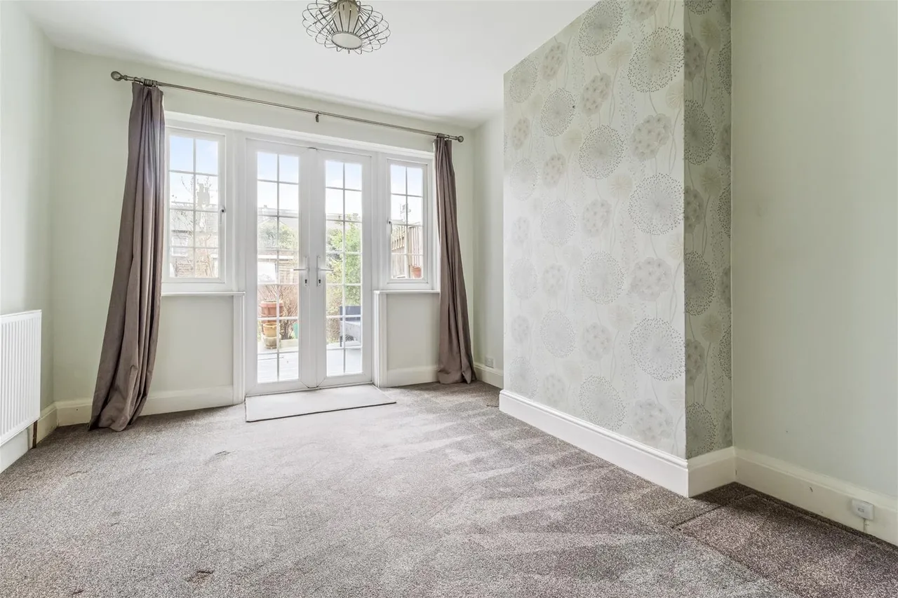 Guildford Road, Worthing, photo 5