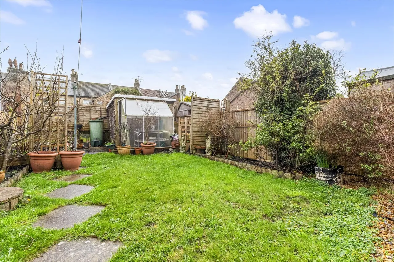 Guildford Road, Worthing, photo 20