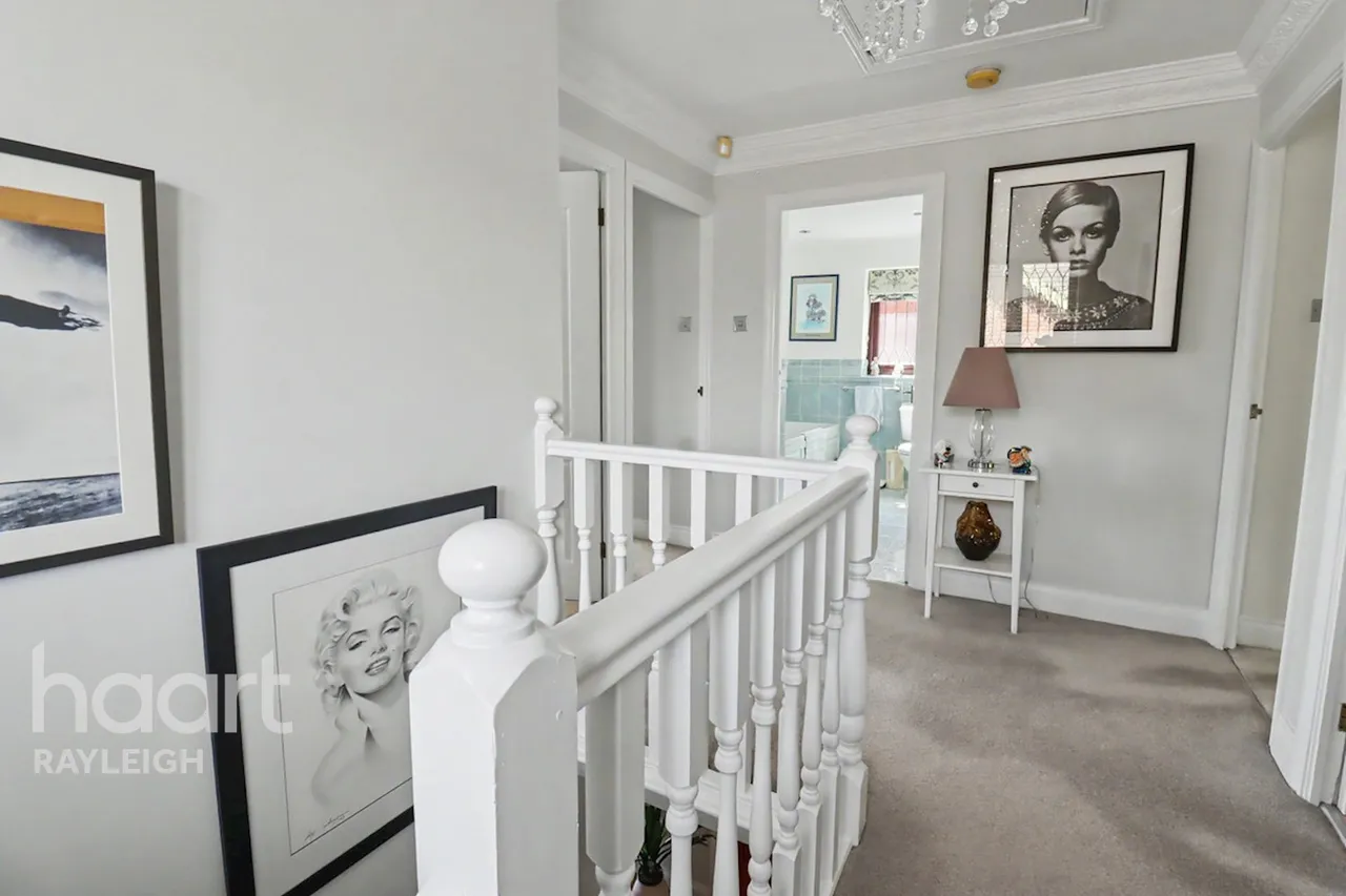 Hockley Road, Rayleigh, SS6, photo 13