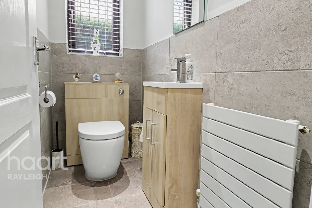 Hockley Road, Rayleigh, SS6, photo 11