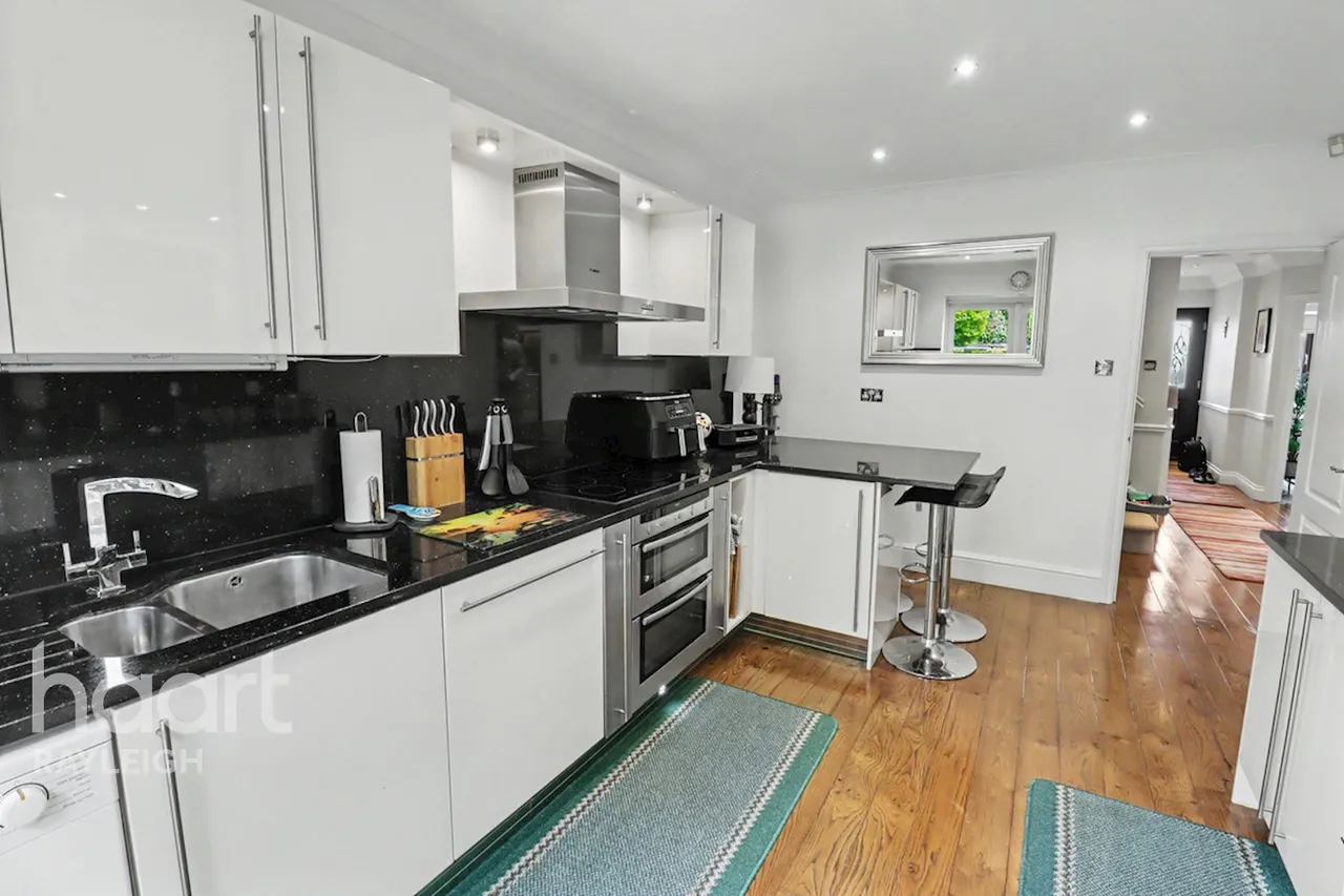 Hockley Road, Rayleigh, SS6, photo 8