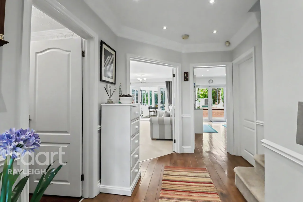 Hockley Road, Rayleigh, SS6, photo 12