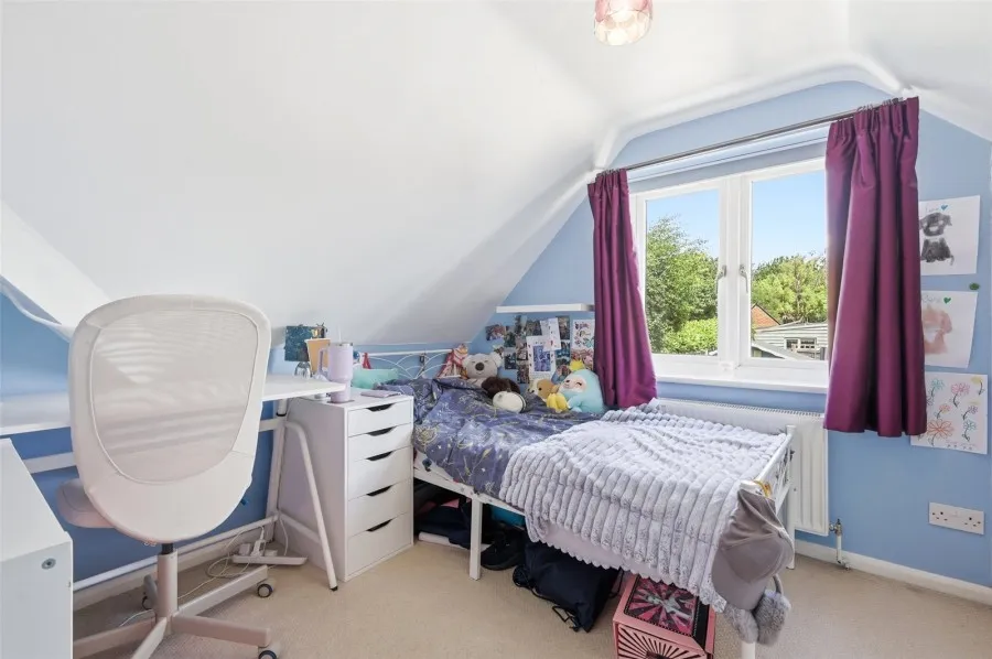 with 3 bedrooms in Albury, Ware, SG11, photo 7