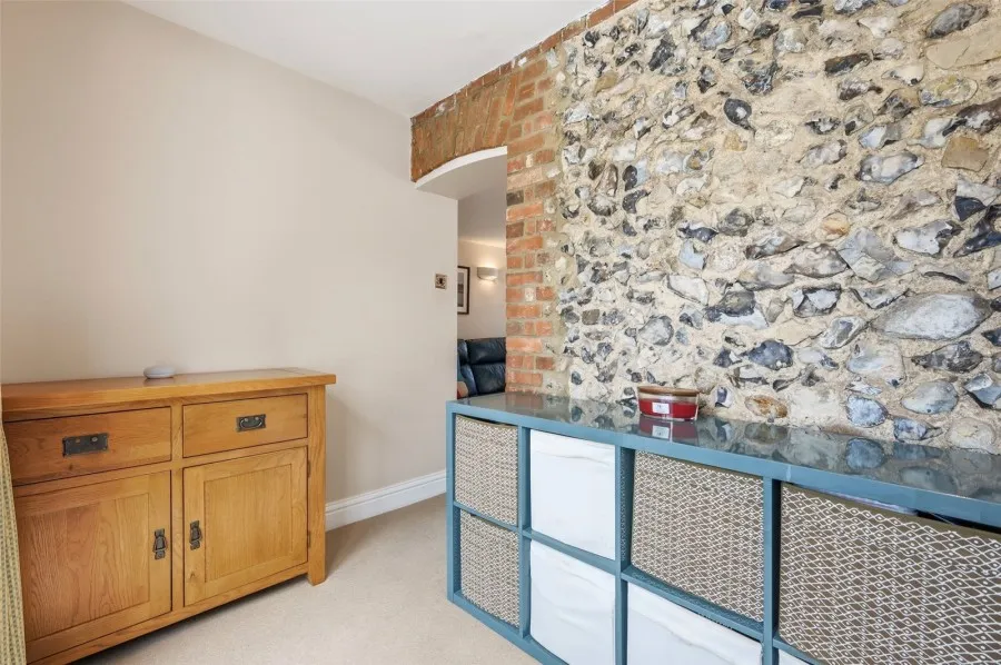 with 3 bedrooms in Albury, Ware, SG11, photo 16