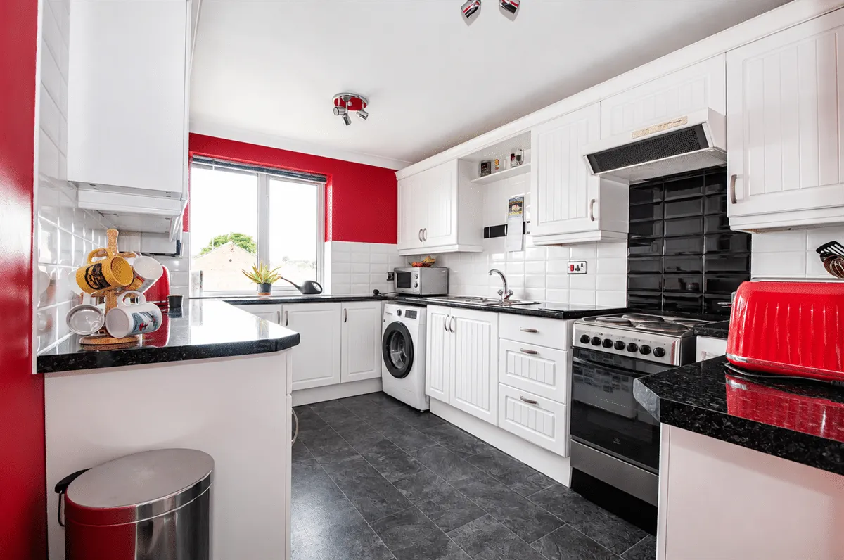 Valley Park Drive, Waterlooville, PO8 0PG, photo 5