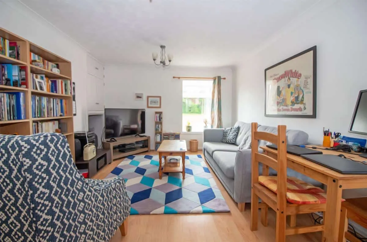Valley Park Drive, Waterlooville, PO8 0PG, photo 3