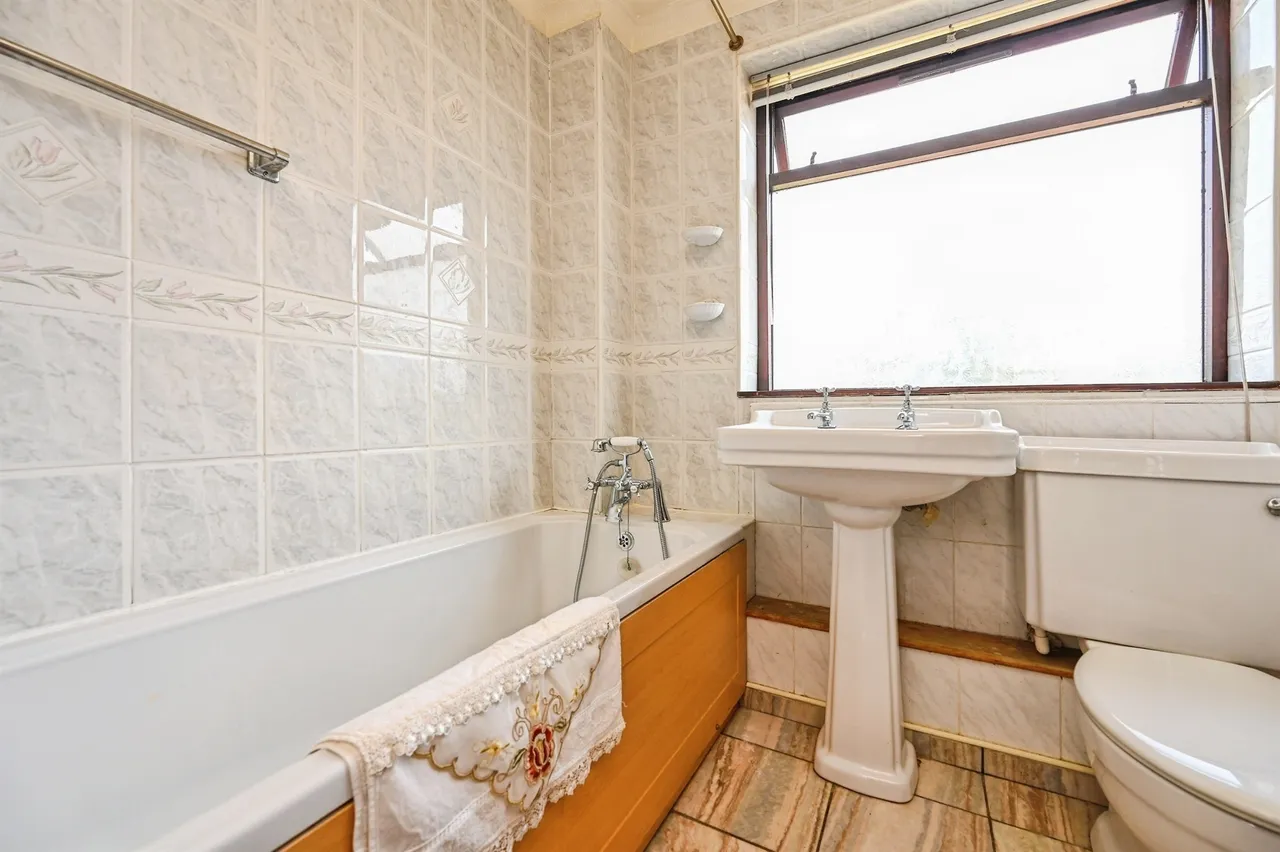 Romford Way, Liverpool, photo 10