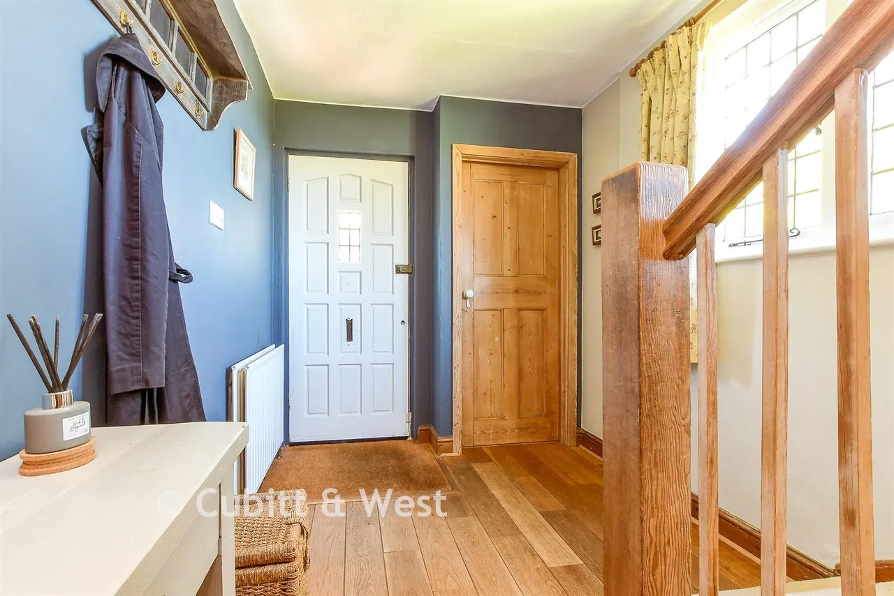 Duxhurst Lane, Reigate, RH2, photo 21