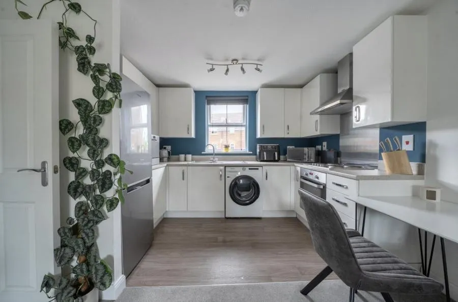 Hutton Close, Newbury, RG14, photo 6