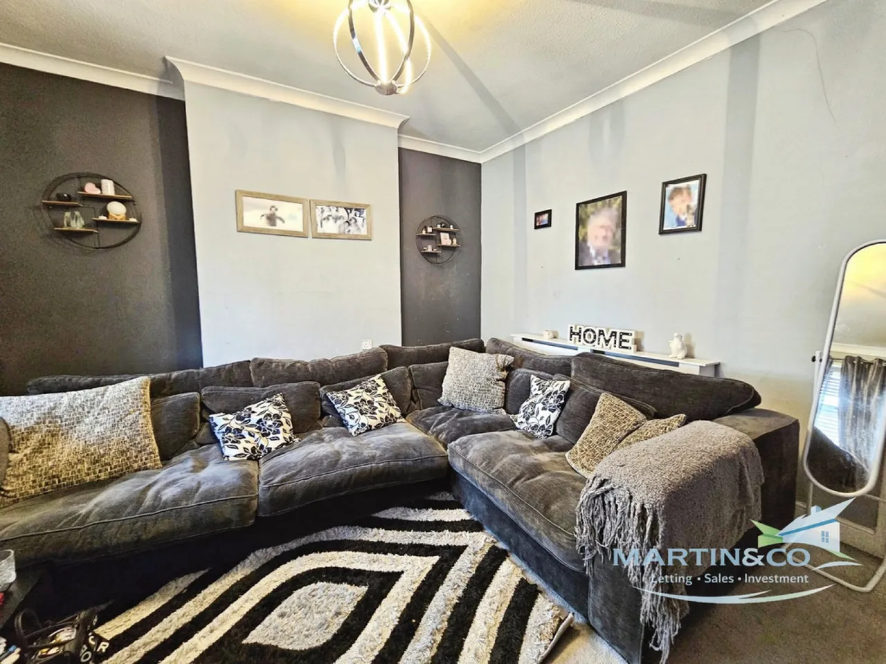 2 bed house for sale — Oldham Road, Rochdale