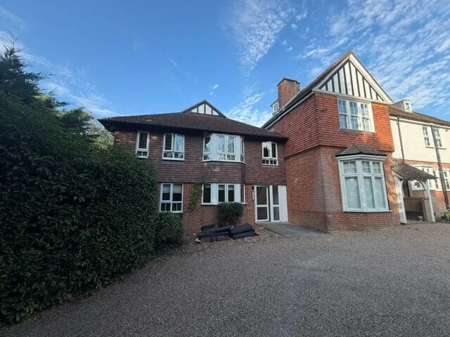 1 bed flat to rent — London Road