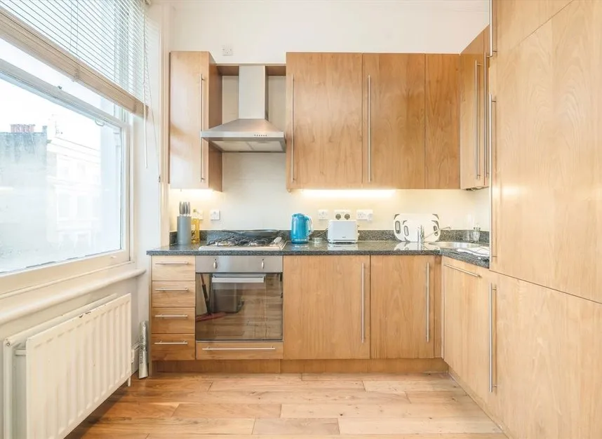 Castletown Road, West Kensington, W14, photo 3