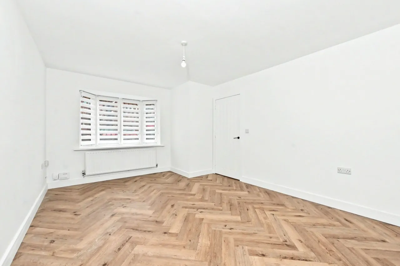 Bank Hall Road, Burslem, Stoke-on-Trent, photo 2