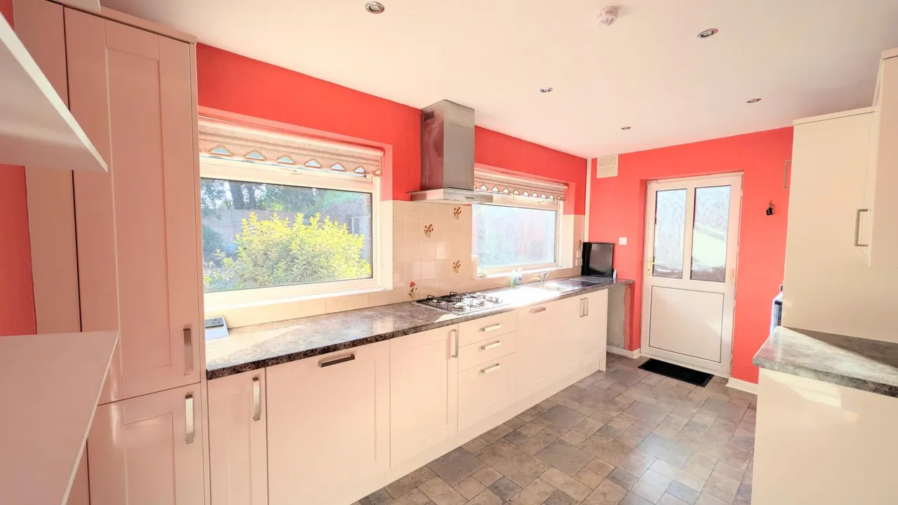 Cross Lane, Whiston, L35, photo 2