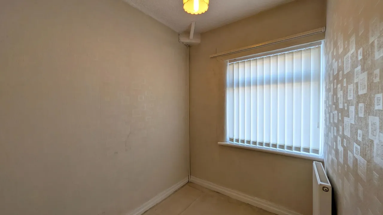 Cross Lane, Whiston, L35, photo 11