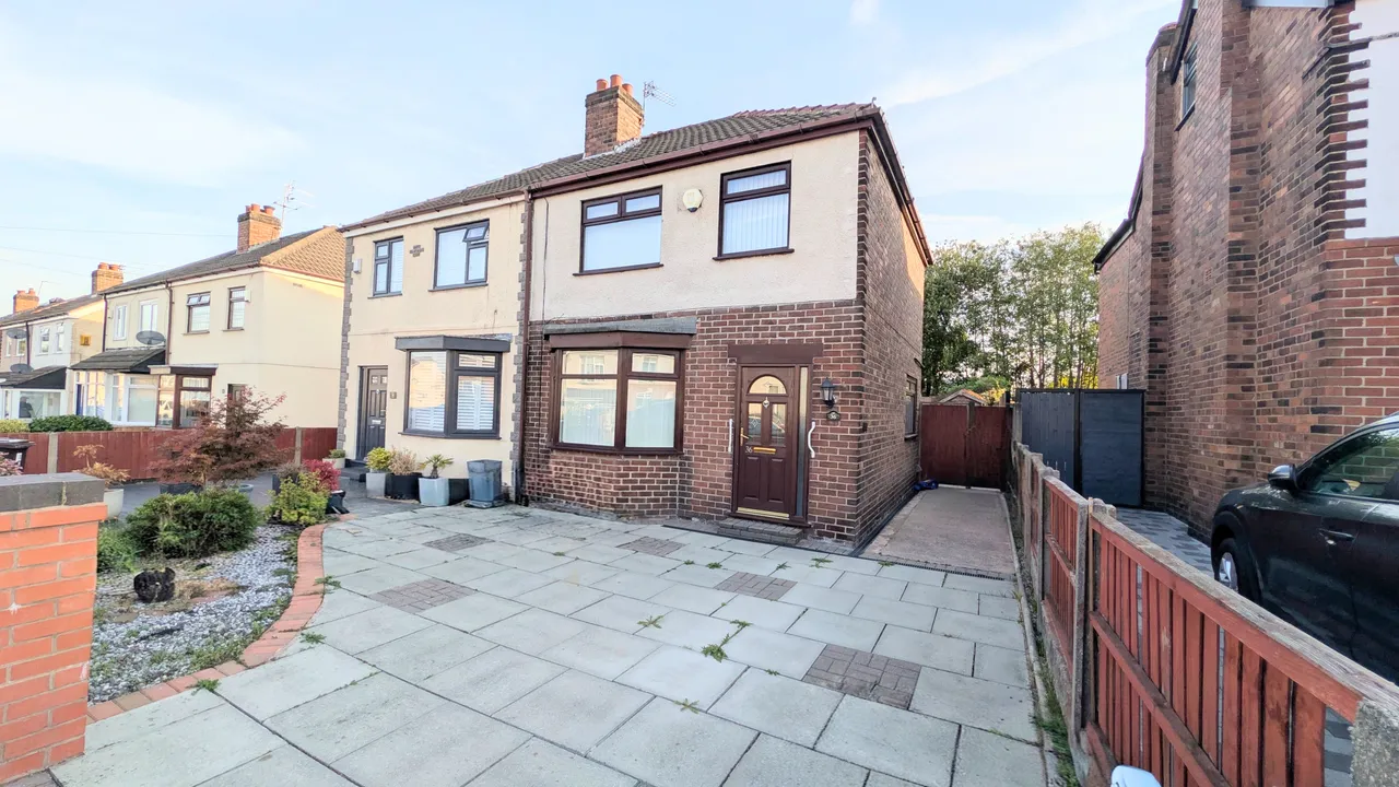3 bed house for sale — Cross Lane, Whiston, L35