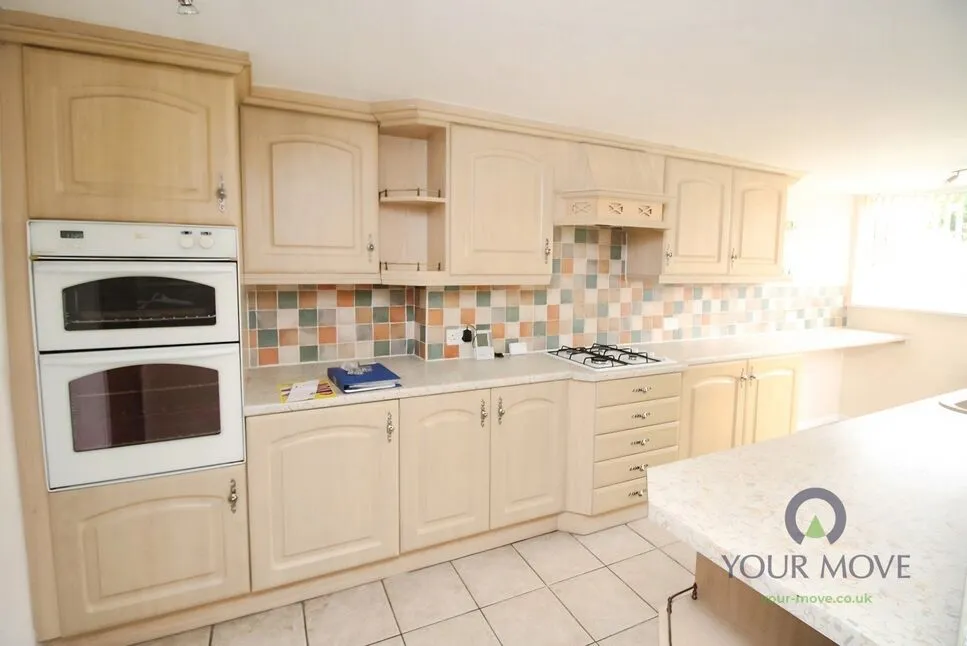 Brandon Way, Brierley Hill, West Midlands, DY5, photo 10