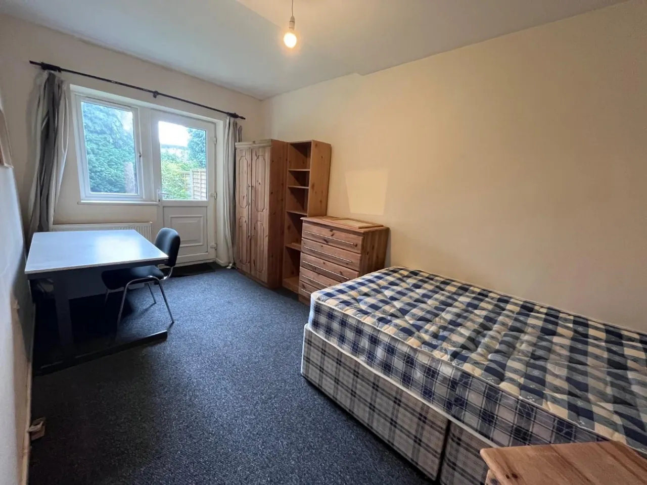 Harborne Lane, Selly Oak, B29, photo 8