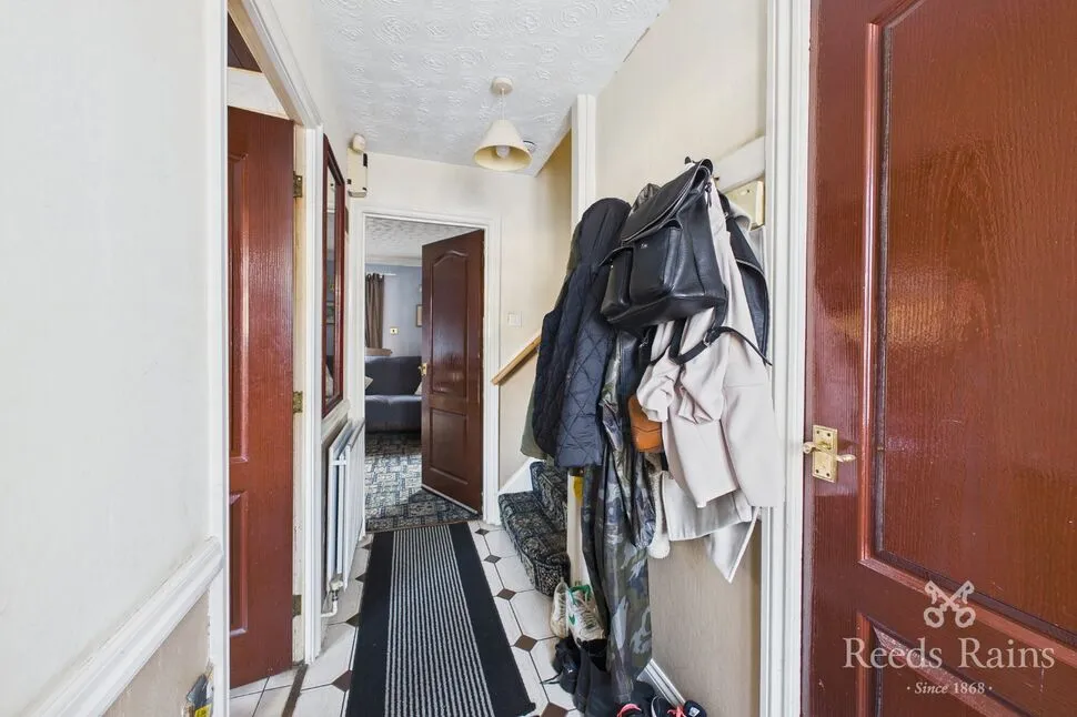Sleddale Close, Offerton, SK2, photo 10