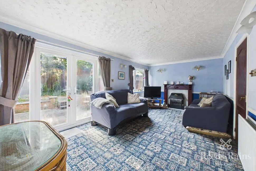 Sleddale Close, Offerton, SK2, photo 2
