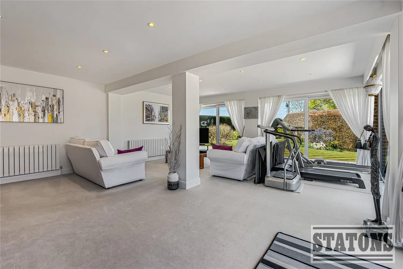Grubbs Lane, Brookmans Park, Hertfordshire, AL9 6EH, photo 14