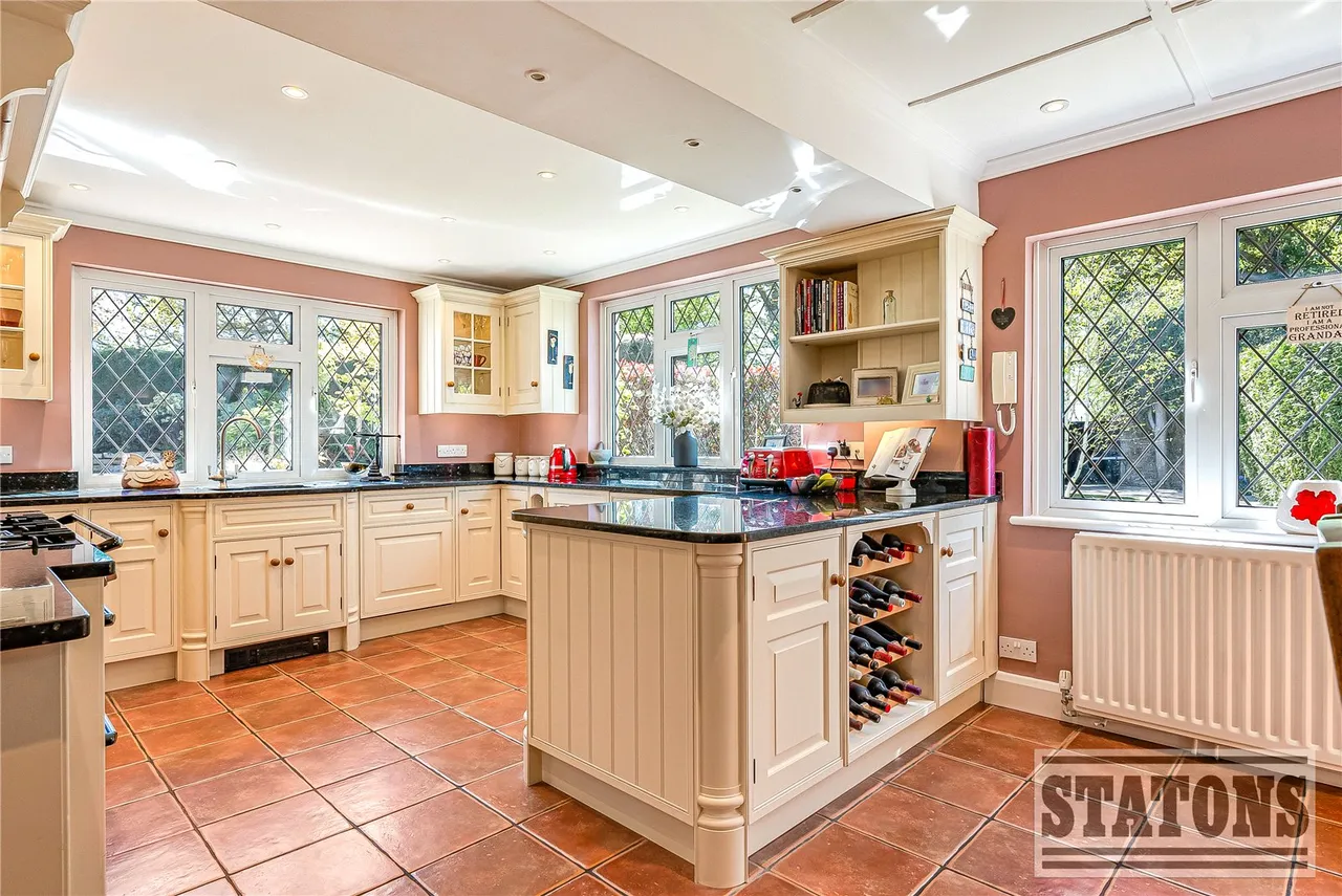 Grubbs Lane, Brookmans Park, Hertfordshire, AL9 6EH, photo 15