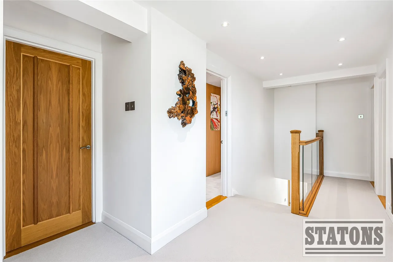 Grubbs Lane, Brookmans Park, Hertfordshire, AL9 6EH, photo 19