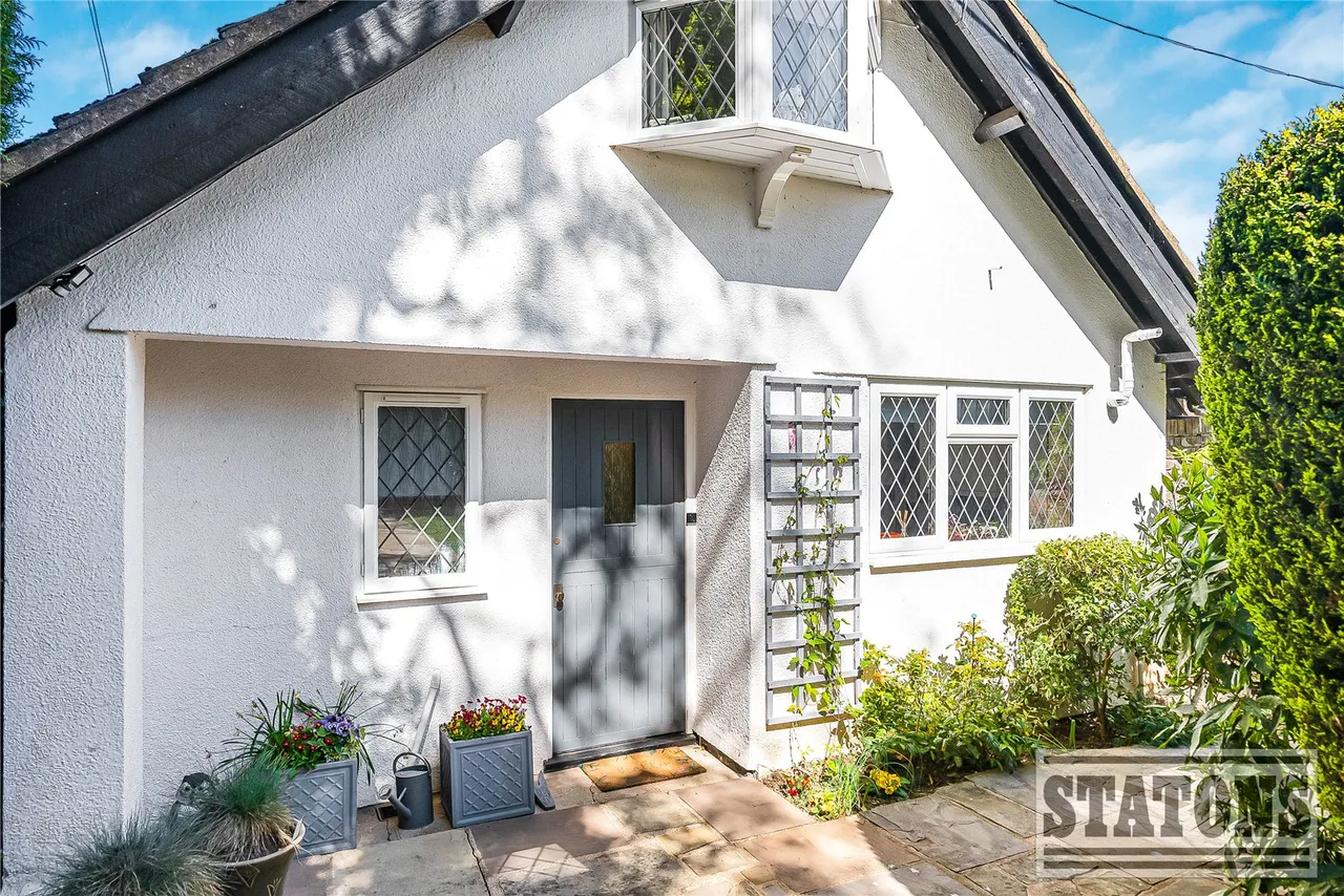 Grubbs Lane, Brookmans Park, Hertfordshire, AL9 6EH, photo 4