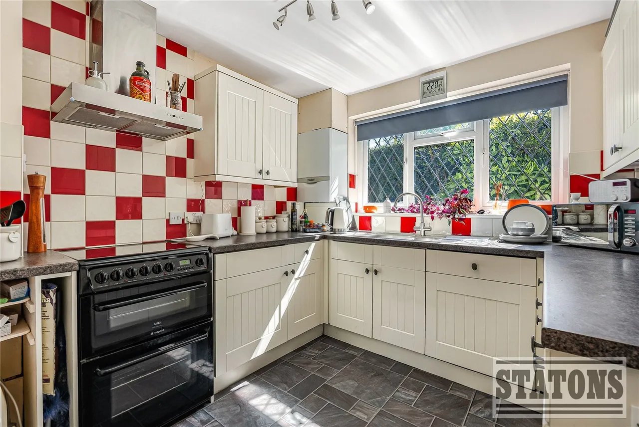 Grubbs Lane, Brookmans Park, Hertfordshire, AL9 6EH, photo 31