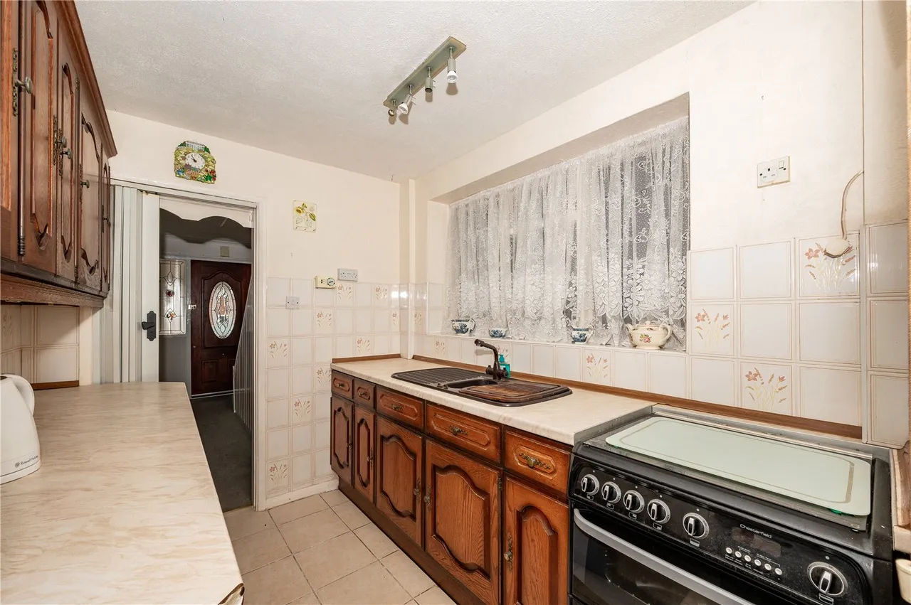 Larkfield Road Greenlands, Redditch, Worcestershire, B98 7PL, photo 9