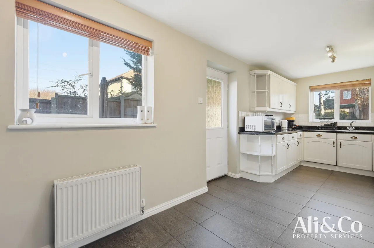 Edmund Road, Grays, Essex, RM16 6HA, photo 4