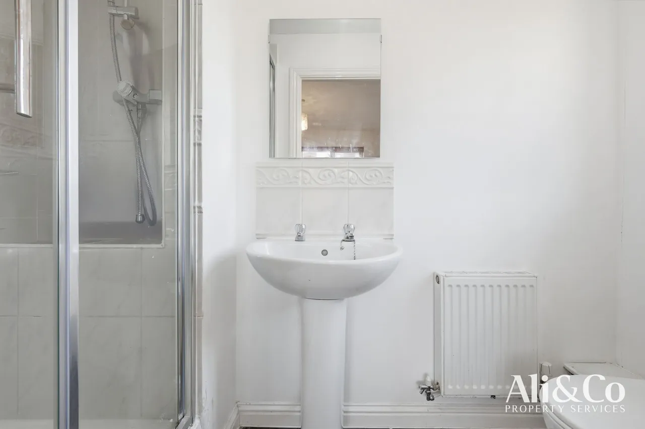 Edmund Road, Grays, Essex, RM16 6HA, photo 12