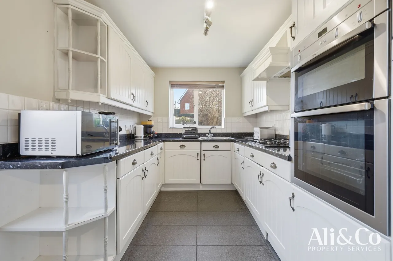 Edmund Road, Grays, Essex, RM16 6HA, photo 3