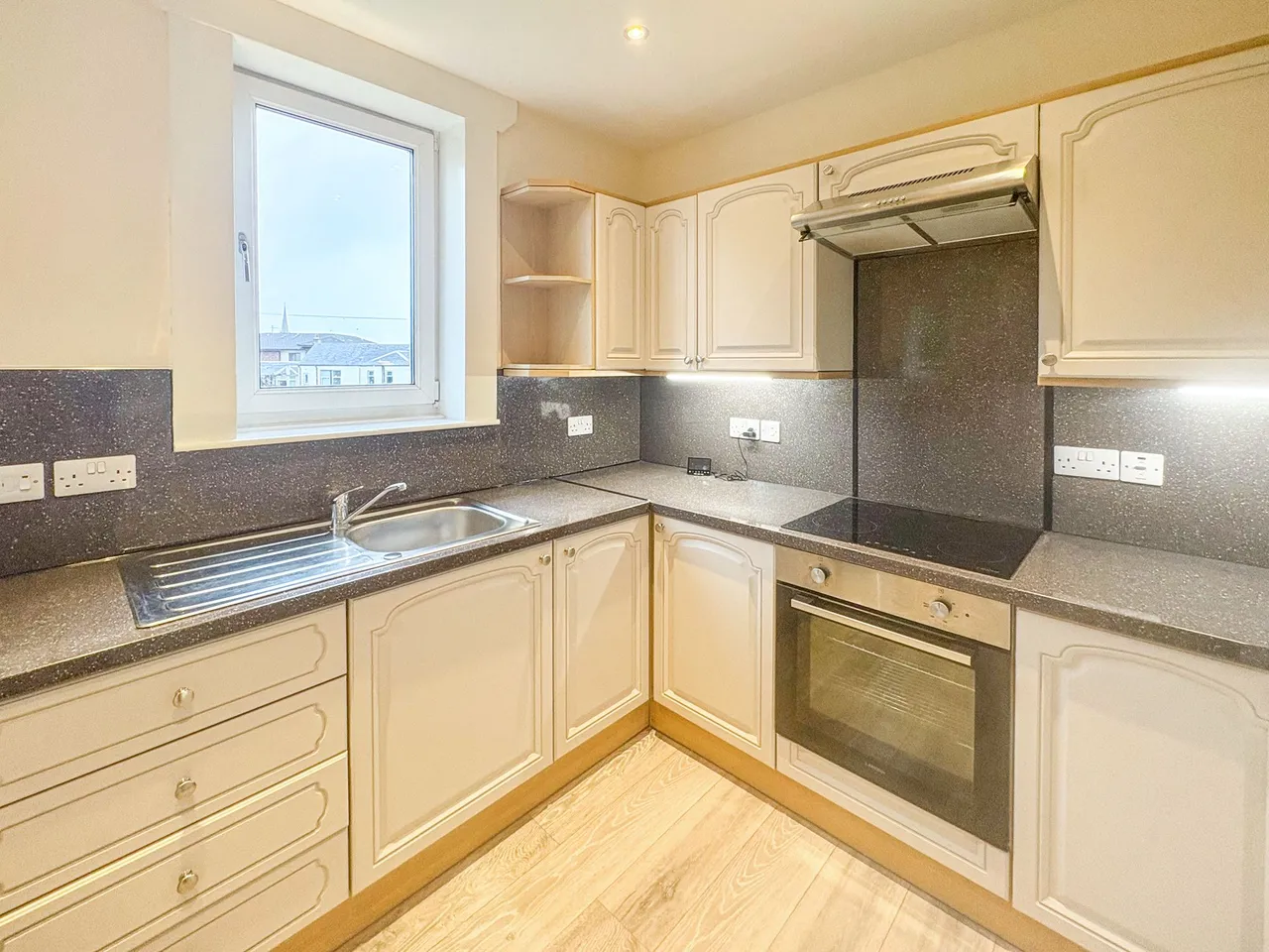 Largs, KA30, photo 4