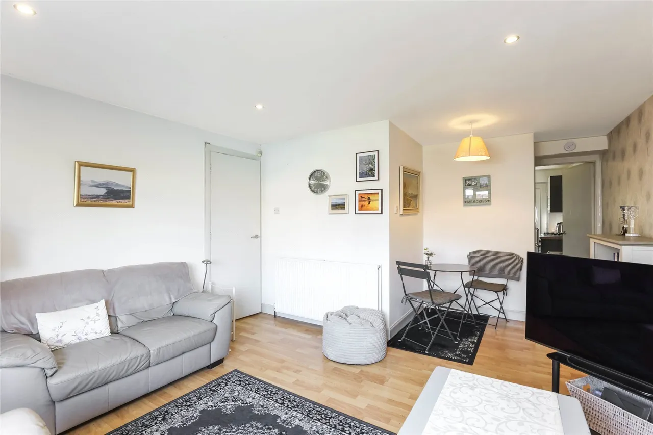 Findhorn Place, Gardenhall, East Kilbride, South Lanarkshire, G75, photo 4