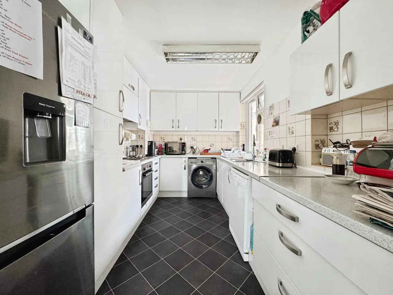 Stonegrove, Edgware, HA8, photo 2